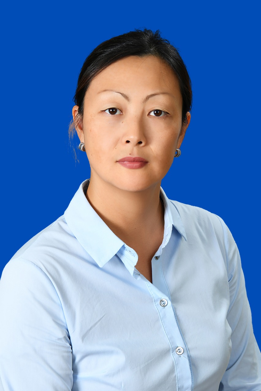 Цой Елена Константиновна.